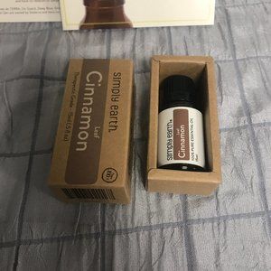 Simply earth Cinnamon Leaf Essential Oil 15ml NIB